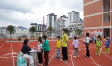 长顺115所学校开展核酸检测，筑牢疫情防控“校门关”